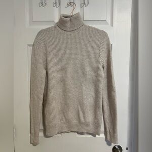 Men’s Beige Sweater - Size Small